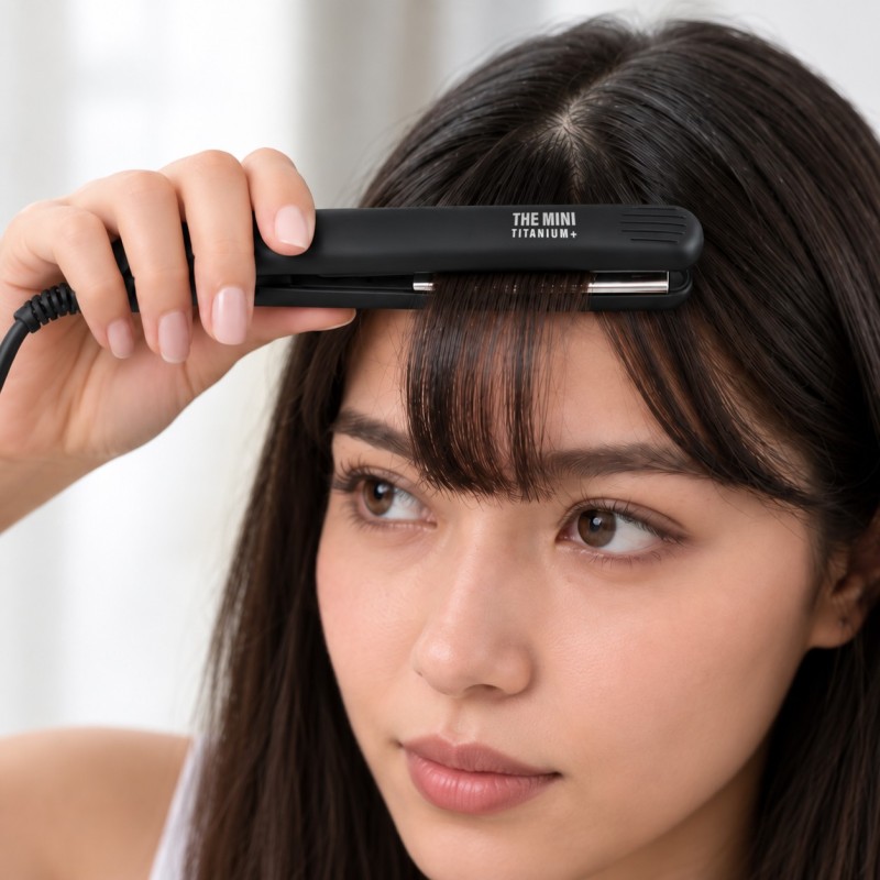 Plancha de Pelo Compacta The Mini Titanium – Brillo y Acabado Profesional